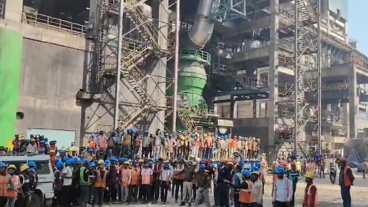 Many Feared Trapped As Scaffolding Collapses At Under-Construction Site Of Cement Factory In Madhya Pradesh