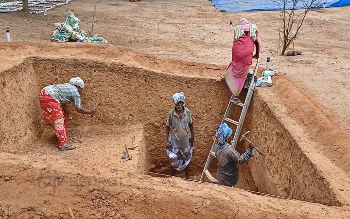 அகழாய்வு நடக்கும் காட்சி