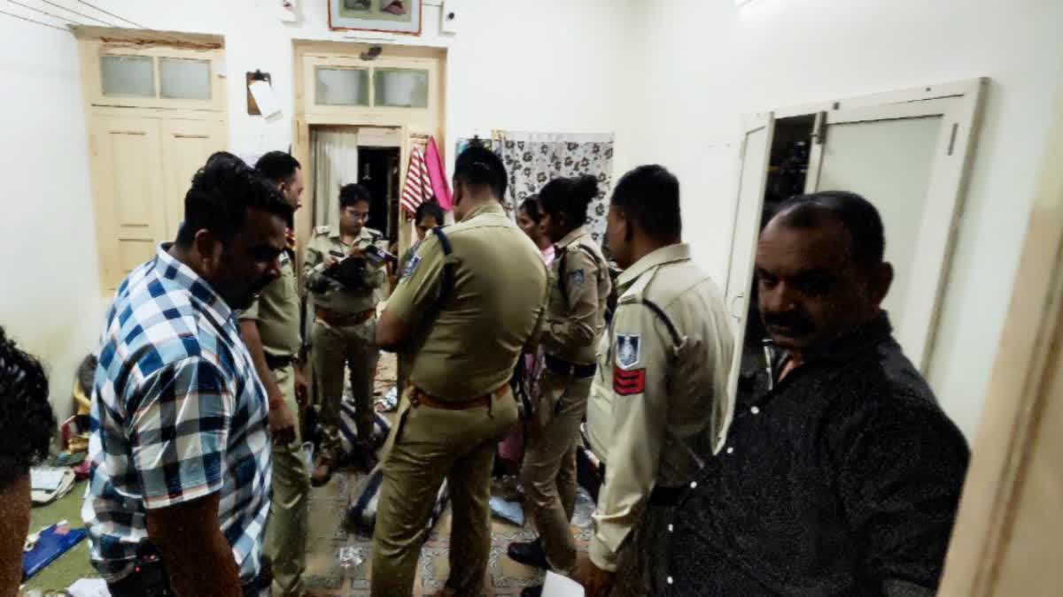 ujjain dead body Brother sister found at home