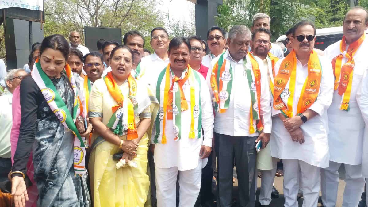 Amravati Lok Sabha Constituency Balwant Wankhade filed his candidature from Mahavikas Aghadi
