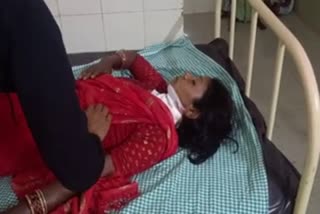 harda railway station Husband attack on wife