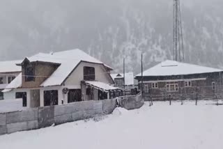 fresh-snowfall-in-gurez-bandipora-gurez-road-closed