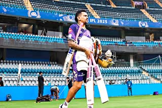 SUNIL NARINE
