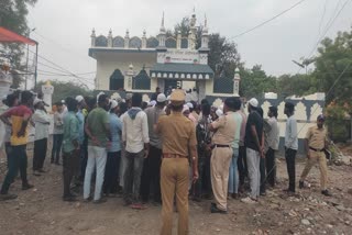 Explosion in mosque using gelatin