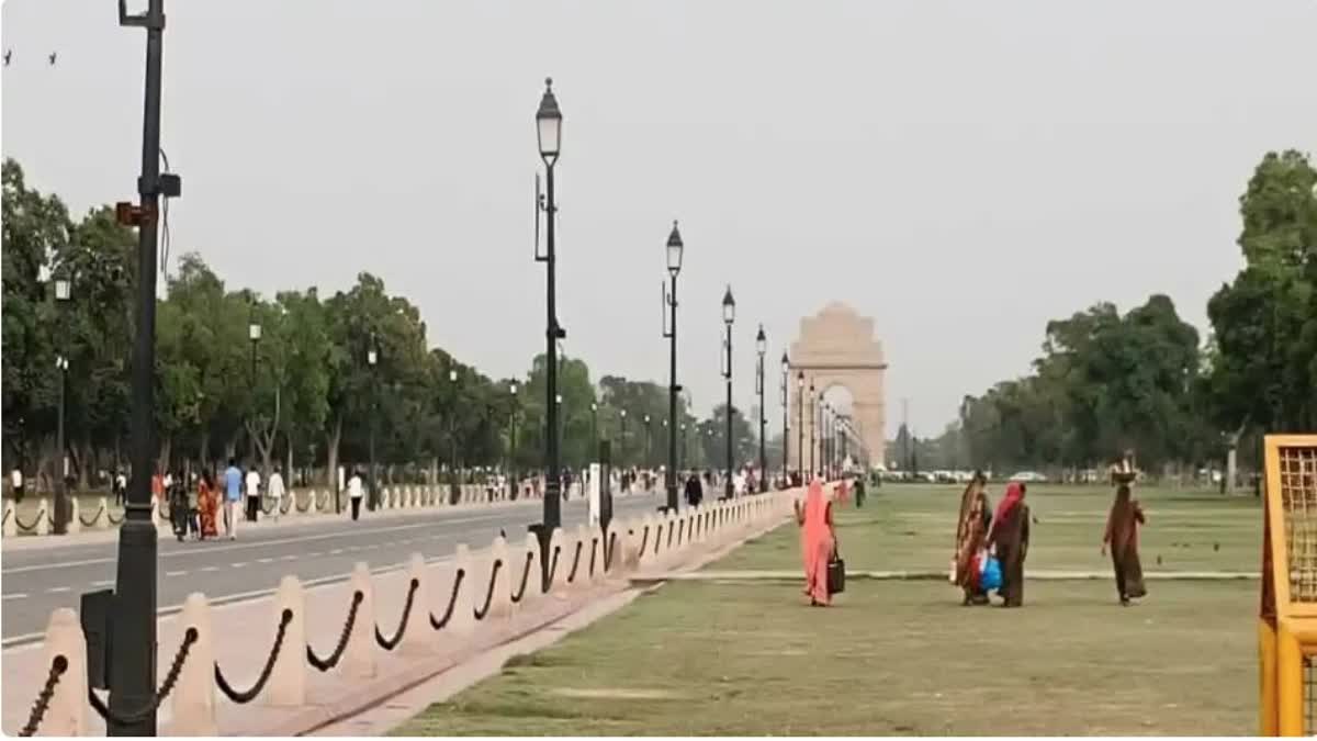 दिल्ली में ठंडी हवाओं ने दी गर्मी से राहत