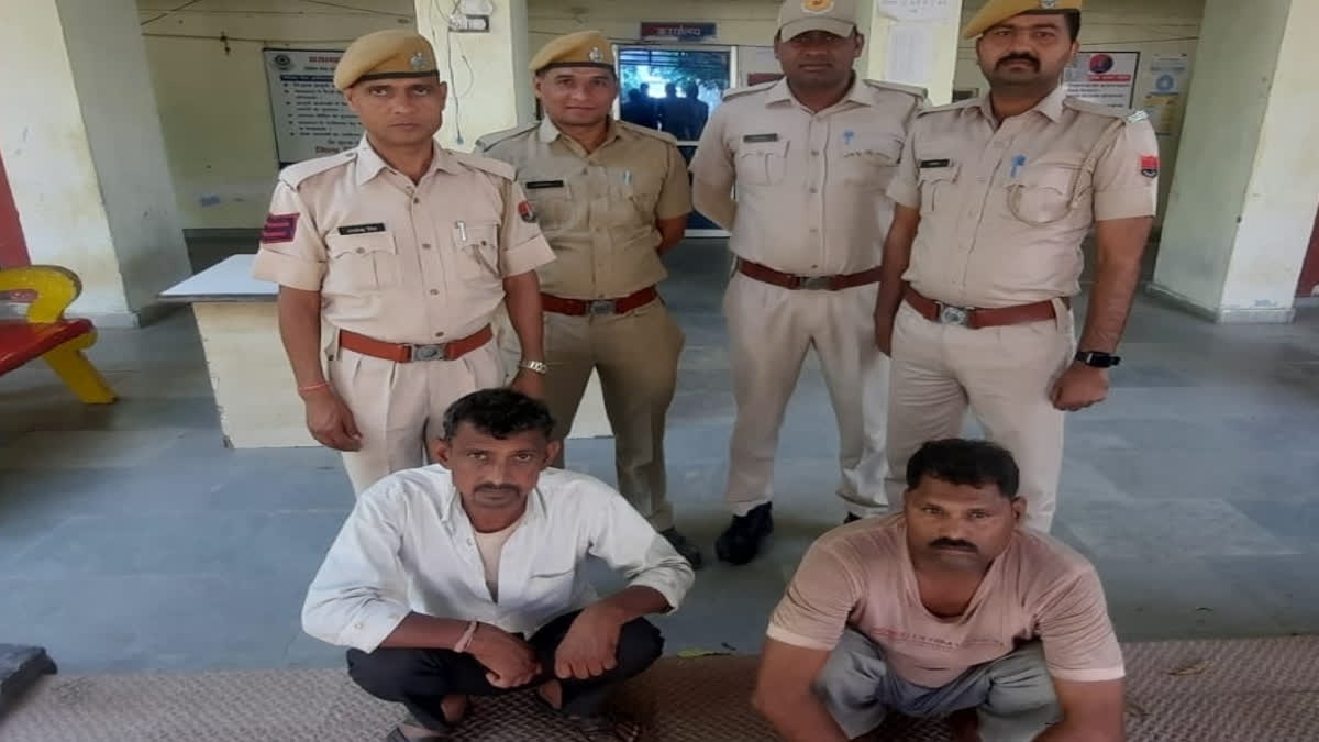 dholpur-police-arrested-the-criminal-with-reward-used-to-run-illegal-weapons-factory