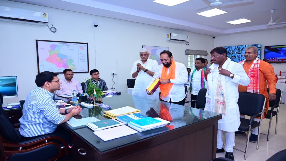 Union Jal Shakti Minister Gajendra Singh Shekhawat campaigned in Jamshedpur