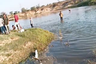 Six members of a family drowned in a river in Gujarat