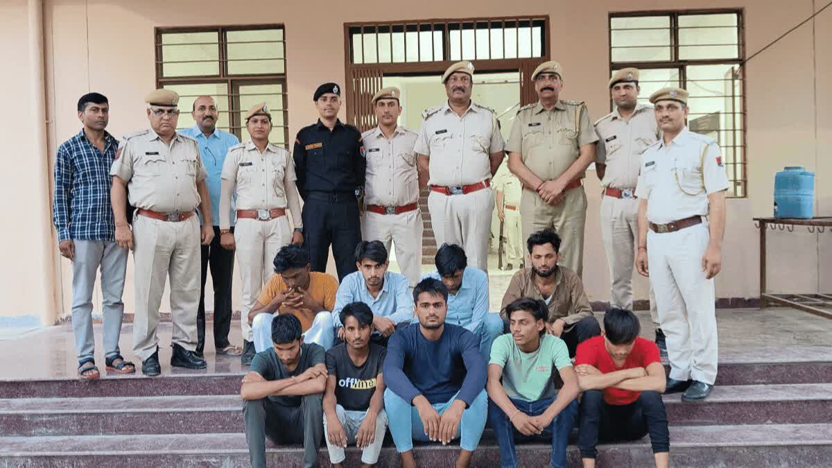 खैरथल पुलिस ने 25 साइबर ठगों को किया गिरफ्तार