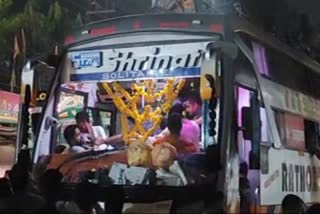 Indore Private bus staff gundagardi