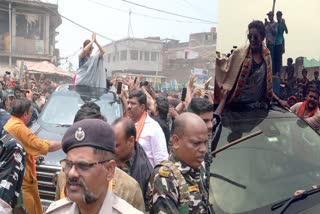 Road show of Bhojpuri actress Akshara Singh in Godda regarding Lok Sabha Election 2024