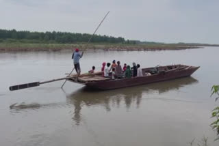 With the lifting of the bridge in Dinanagar, the people's relationship was broken