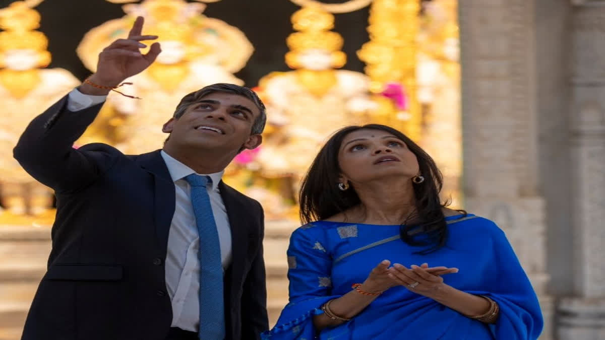 British PM Rishi Sunak with wife Akshata Murty at the London's iconic BAPS Swaminarayan Mandir, popularly known as Neasden Temple.