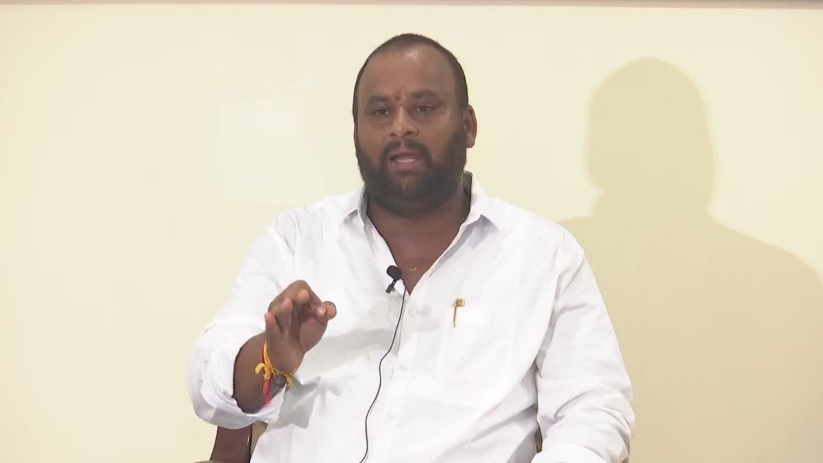 విశాఖ నుంచే మహిళలకు ఉచిత బస్సు పథకం ప్రారంభం: మంత్రి మండిపల్లి ...