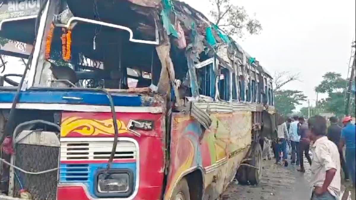 Bus Accident in Memari Purba Bardhaman