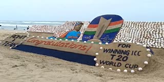 Sand artist Sudarsan Pattnaik congratulated Team India in this way