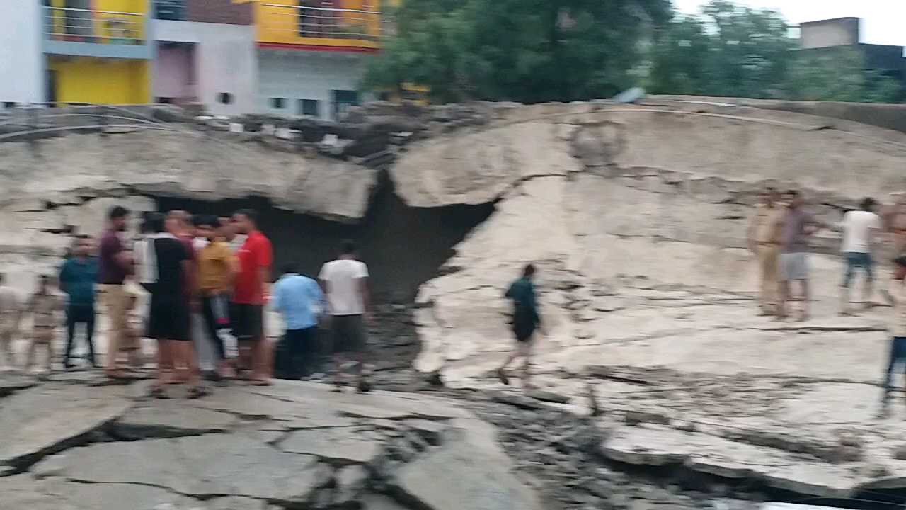 Water tank collapses in Mathura 6 people injured after being buried under debris