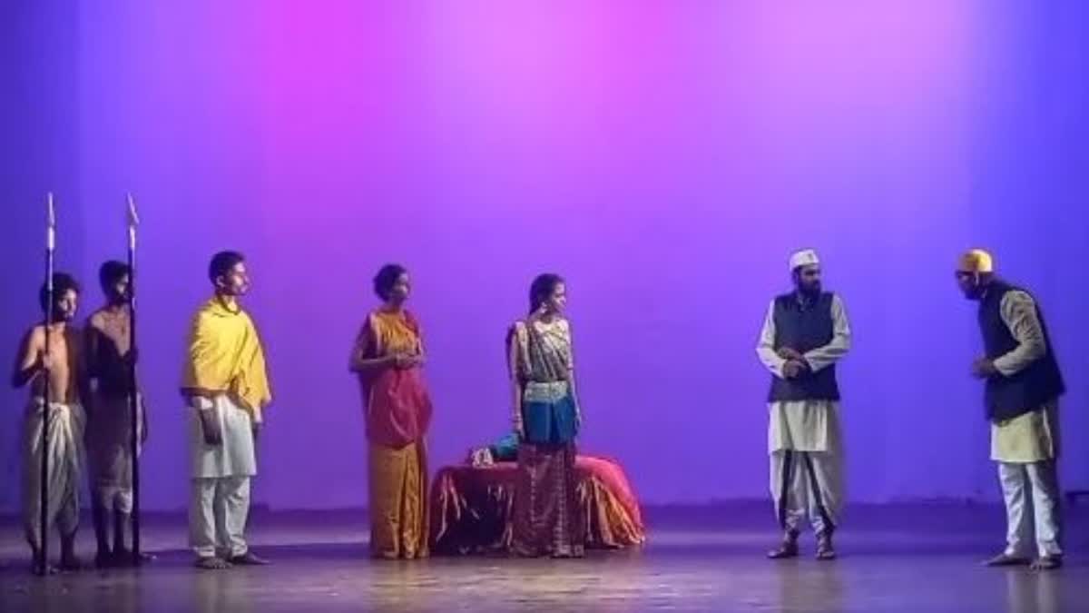 play Charandas Chor staged in LTG auditorium