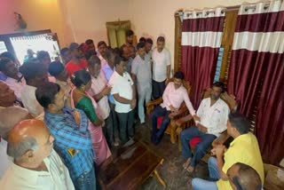 mp-raghavendra-visited-sarath-house-who-died-in-the-waterfall
