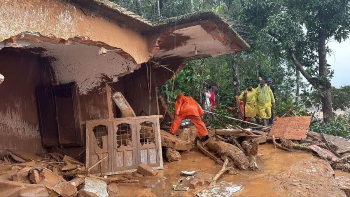 MASSIVE LANDSLIDE IN WAYANAD  ARMY ENGINEERING GROUP TO WAYANAD  വയനാട് ഉരുൾപൊട്ടൽ  മദ്രാസ് എഞ്ചിനിയറിങ് ഗ്രൂപ്പ്