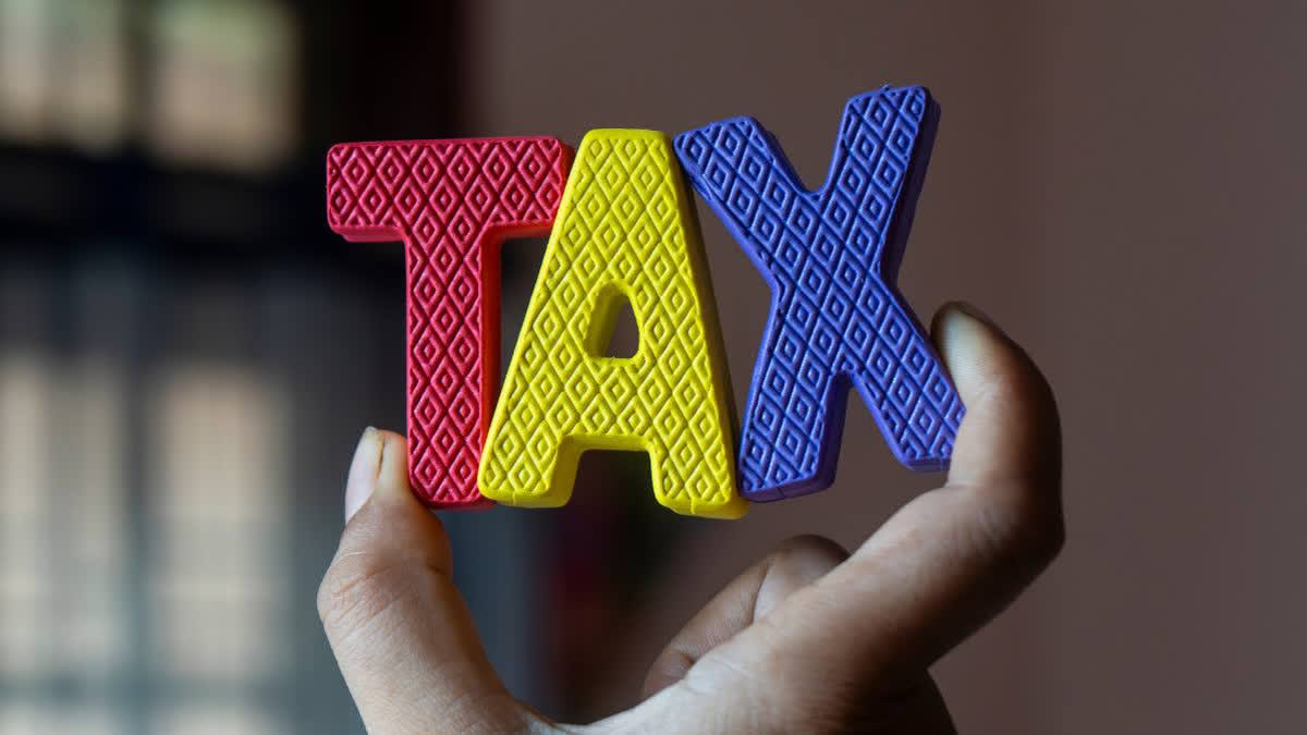 There’s been a huge surge in income tax returns being filed across the country. Official sources from the Income Tax Department informed ETV Bharat that more than six crore returns have been filed.