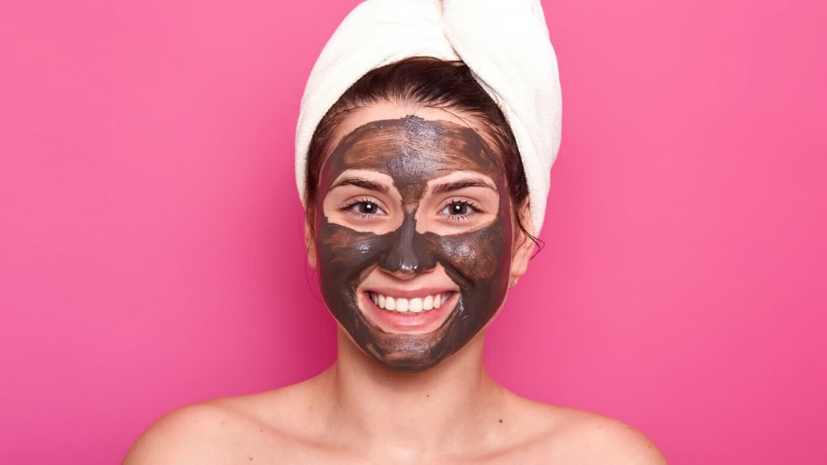 Is chocolate good for your skin? let's find out