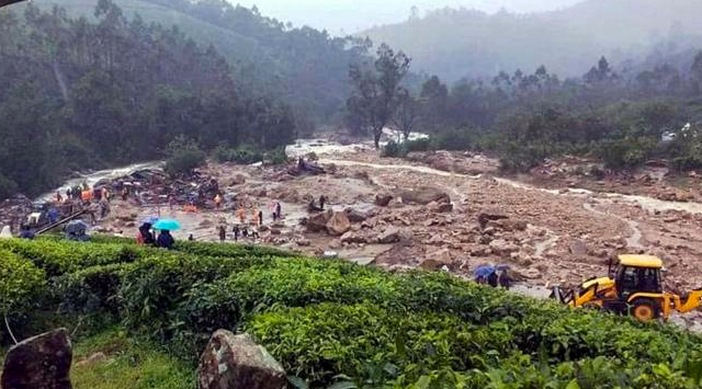 KERALA WAYANAD LANDSLIDE LIVE