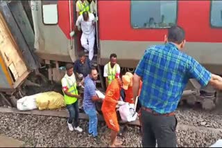Howrah Mumbai Mail train accident