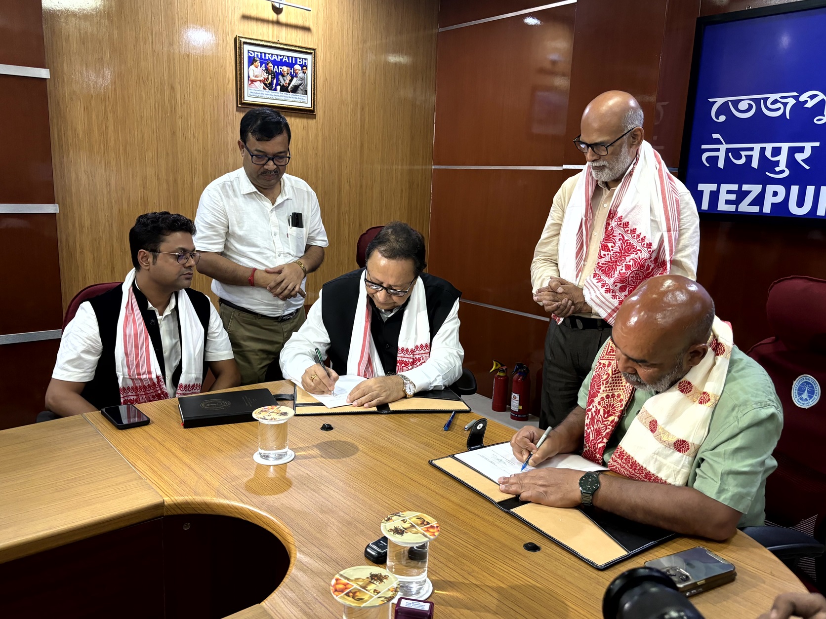 MoU signed between Tezpur University and Srimanta Sankardeva University of Health Sciences