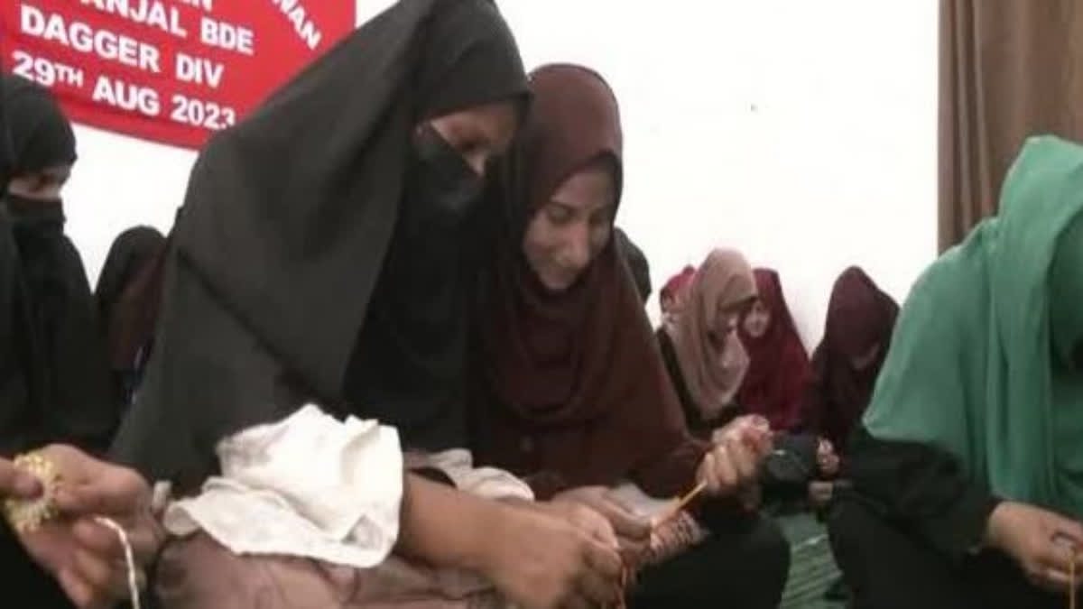 JandK: Women in Baramulla prepare Rakhis for soldiers deployed in border areas