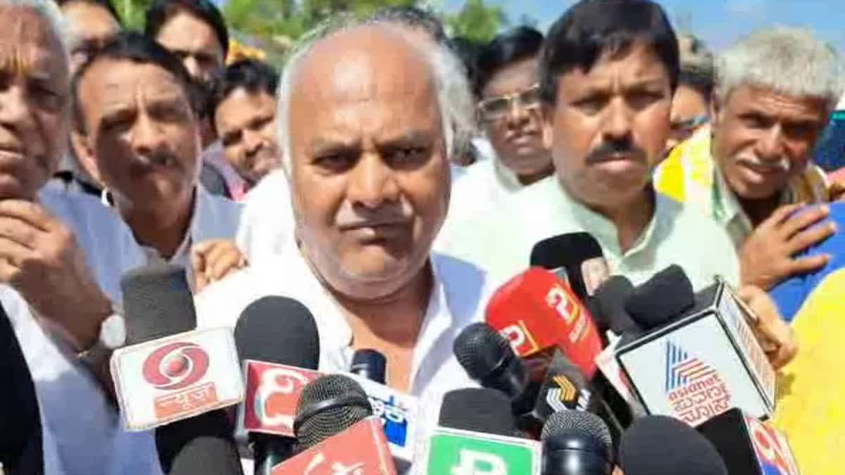 minister-shivananda-patil-reaction-on-cracker-warehouse-fire-incident-in-haveri