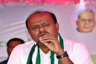 Former CM HDK admitted to hospital  Former CM HDK admitted to hospital due to illness  HDK admitted to hospital in Bengaluru  ಮಾಜಿ ಸಿಎಂ ಹೆಚ್​ಡಿಕೆ ಆಸ್ಪತ್ರೆಗೆ ದಾಖಲು  ಕೋಲಾರ ಭೇಟಿ ರದ್ದು  ಮಾಜಿ ಸಿಎಂ ಕುಮಾರಸ್ವಾಮಿ  ಮಾಜಿ ಮುಖ್ಯಮಂತ್ರಿ ಹೆಚ್​​ಡಿ ಕುಮಾರಸ್ವಾಮಿ  ಹೆಚ್​ಡಿಕೆಗೆ ತೀವ್ರ ಜ್ವರ  ಬನ್ನೇರುಘಟ್ಟ ರಸ್ತೆಯಲ್ಲಿರುವ ಖಾಸಗಿ ಆಸ್ಪತ್ರೆ  ಕೋಲಾರ ಜಿಲ್ಲೆ ಶ್ರೀನಿವಾಸಪುರ