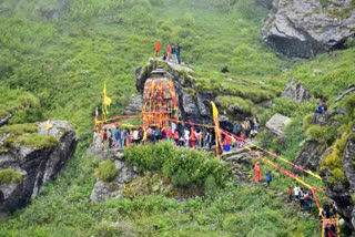 The 8th century temple located at an altitude of 13 thousand feet above sea level in Chamoli district which is dedicated to Lord Vishnu opens just once a year for humans. It is believed that Devarshi Narad worships the lord here for the rest of the year.