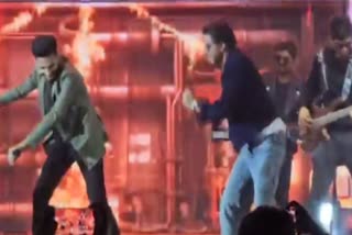 Shah Rukh Khan dances with Priyamani and Anirudh Ravichander