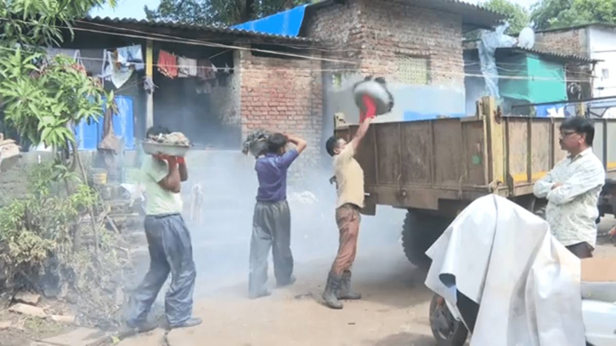 ફોગિંગ અને જંતુનાશક દવાનો છંટકાવ