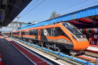 Bookings open for two Vande Bharat trains