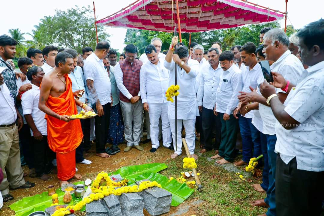 ಸಮುದಾಯ ಭವನ ನಿರ್ಮಾಣದ ಶಂಕುಸ್ಥಾಪನೆ