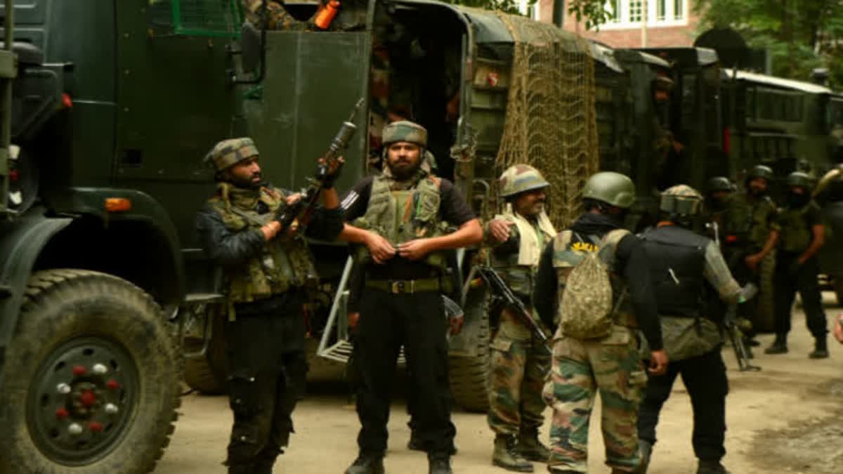 two-infiltrators-killed-as-infiltration-bid-foiled-along-loc-in-jammu-and-kashmir-kupwara-says-police