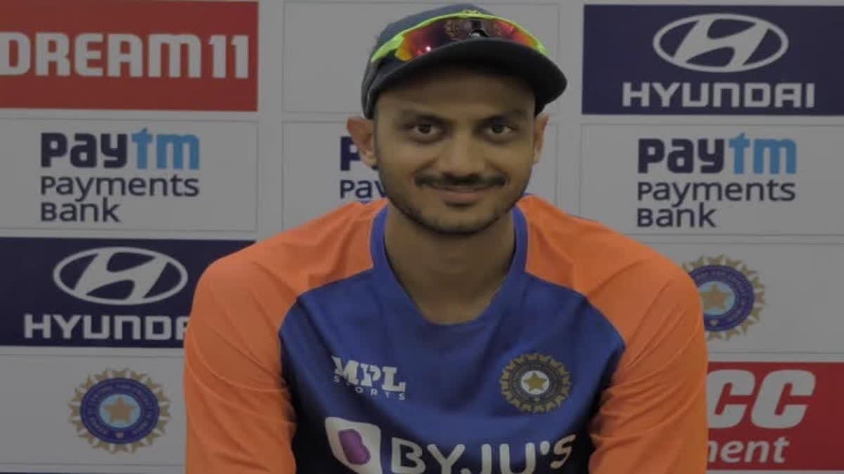 axar patel