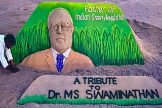 Tributes To Dr Swaminathan On Sand, Sand Art, Sudarshan Pattnaik