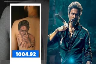 Watch: Fan gest Shah Rukh Khan's tattoo as Jawan crosses Rs 1000 cr mark, here's how superstar reacted