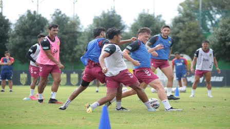 In their first encounter, the Red and Gold Brigade, under their new head coach Carles Cuadrat, played out an engaging but eventually goalless draw against Jamshedpur FC at this very venue on Monday.