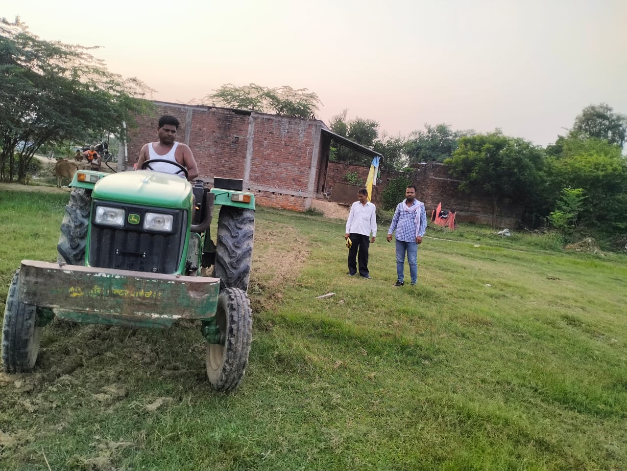 खाली कराई गई सरकारी जमीन