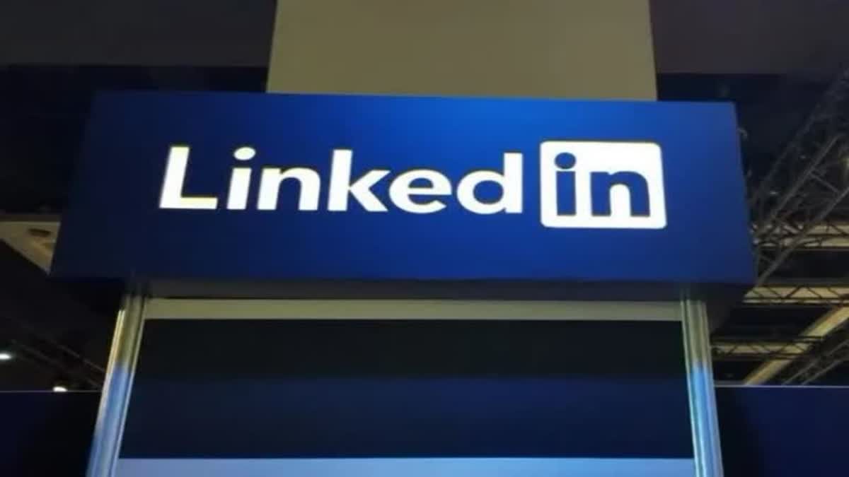 LinkedIn adds 10 new language