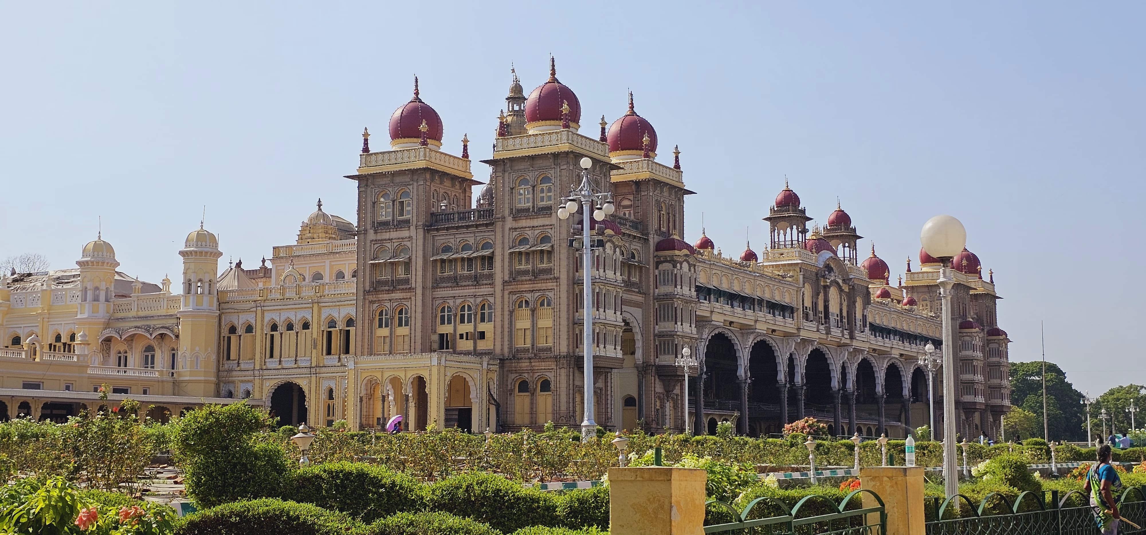 MYSORE PALACE  BEST TOURIST SPOT IN KARNATAKA  TOURIST DESTINATIONS IN MYSORE  മൈസൂര്‍ കൊട്ടാരം