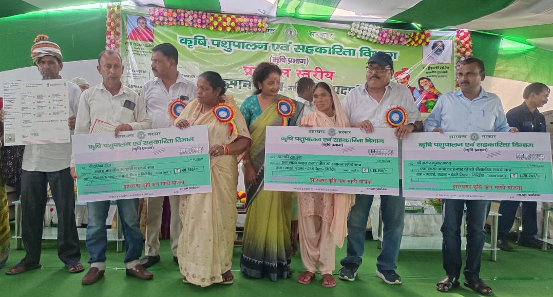 jmm-mla-kalpana-soren-laid-foundation-stone-of-several-schemes-in-giridih