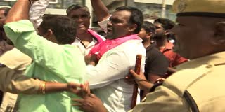 Clash Between BRS and Congress In Hanamkonda