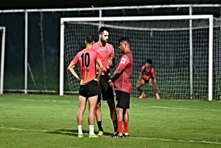 EAST BENGAL FOOTBALLERS WITH COACH