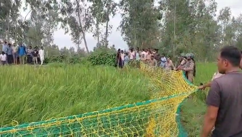 तेंदुए को पकड़ने के लिए काफी मशक्कत करनी पड़ी.