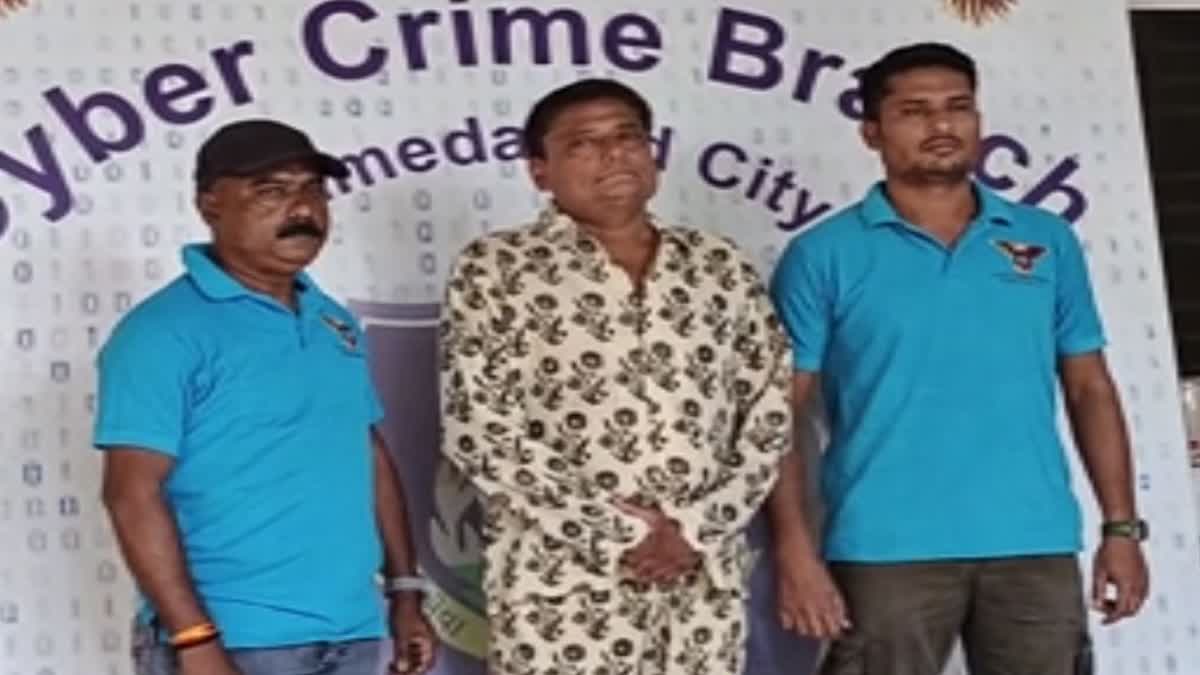 Ahmedabad Crime : બોબી હત્યા કેસમાં જામીન પર ફરાર આરોપી રાજસ્થાનથી ઝડપાયો
